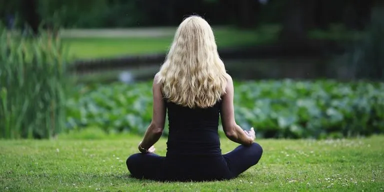 10 Simple Ways to Practice Mindfulness In Our Daily Life